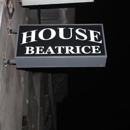 House Beatrice Milano Hotel Bagian luar foto