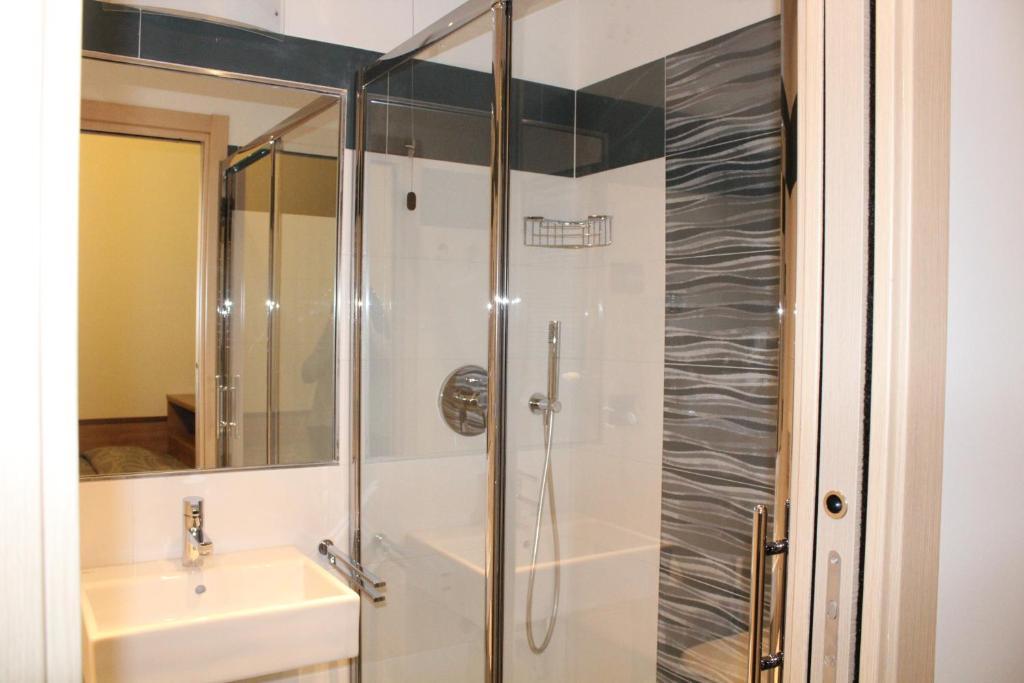 House Beatrice Milano Hotel Bagian luar foto