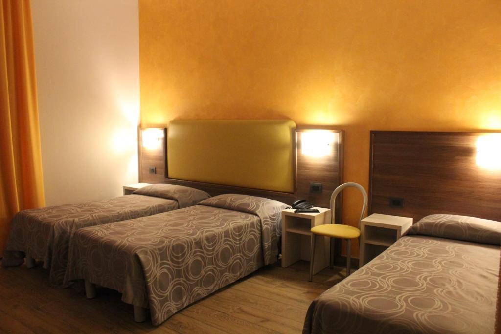 House Beatrice Milano Hotel Bagian luar foto